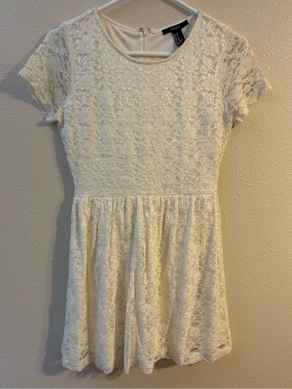 Forever 21 Cream White Floral Lace Short Sleeve Skater Dress Medium